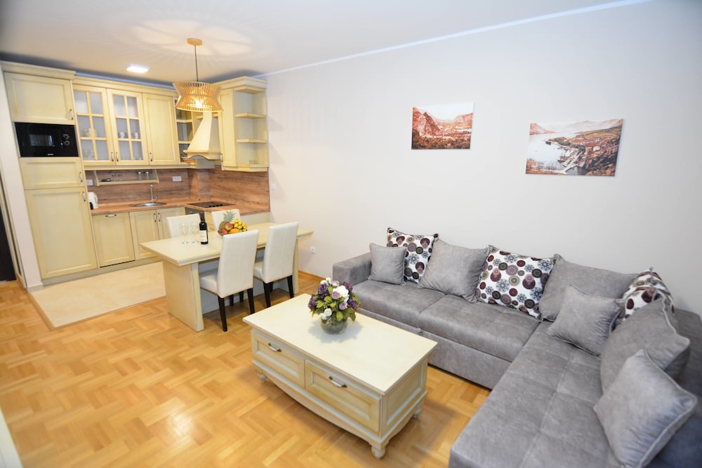 Apartment, 1 Bedroom, Terrace, Sea View photo 3