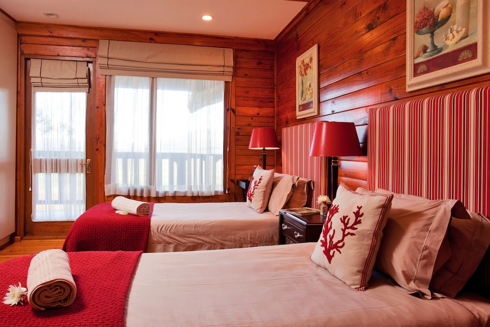 Standard Twin Room photo 2
