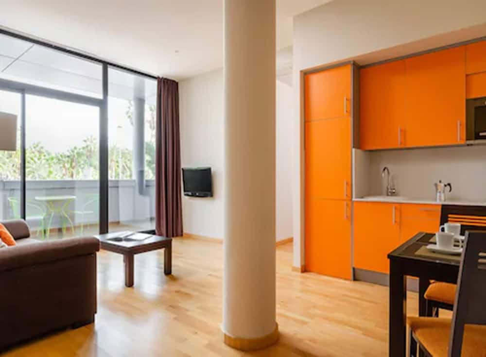 Duplex - Photo 6