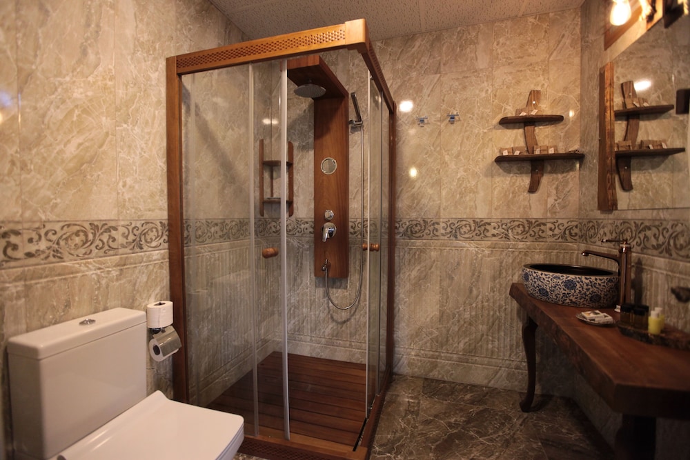 Luxury Triple Room photo 2