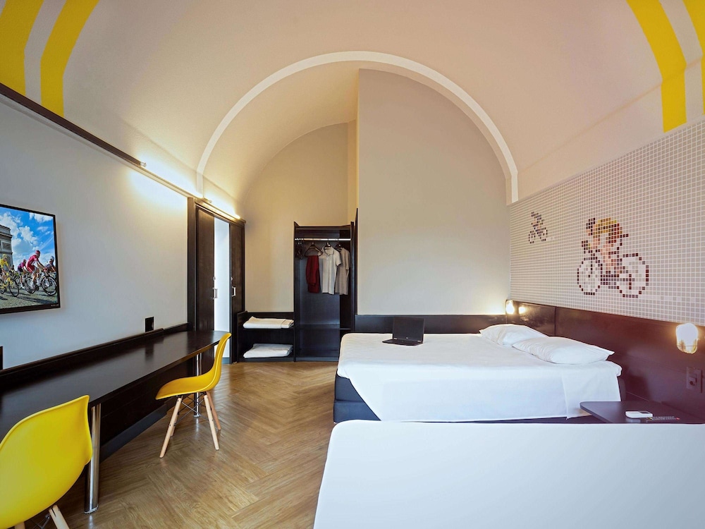 Luxury Room, 2 Double Beds - Photo 7