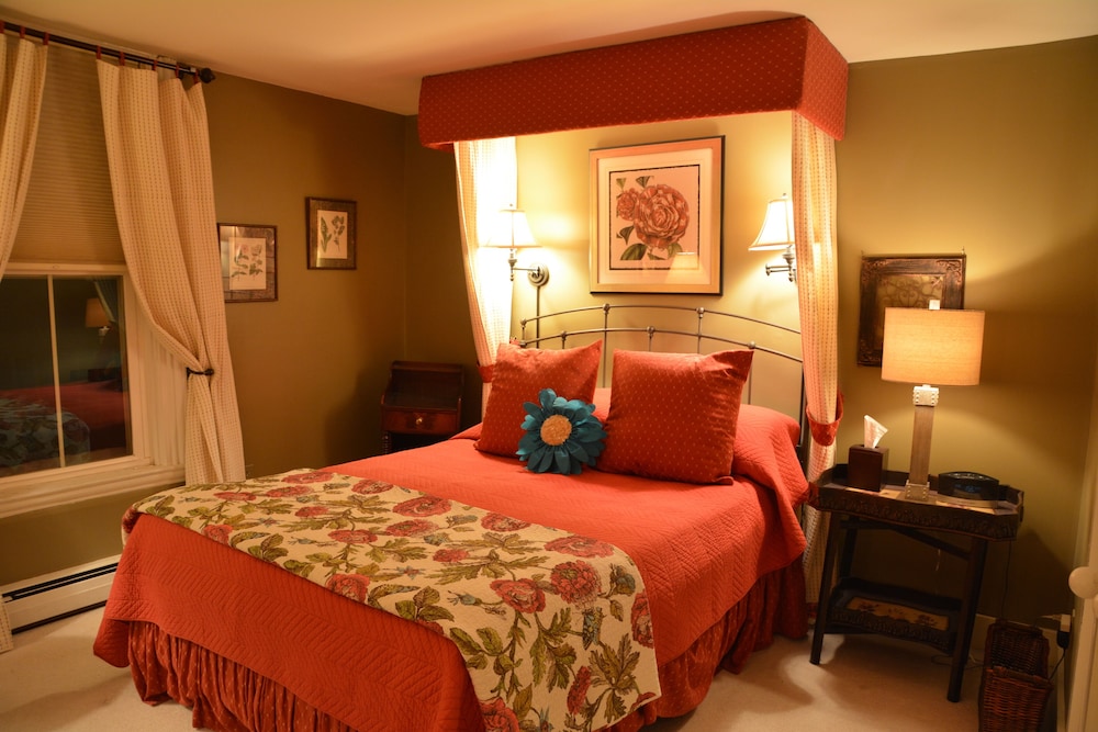 Room, Private Bathroom (Rose Room)