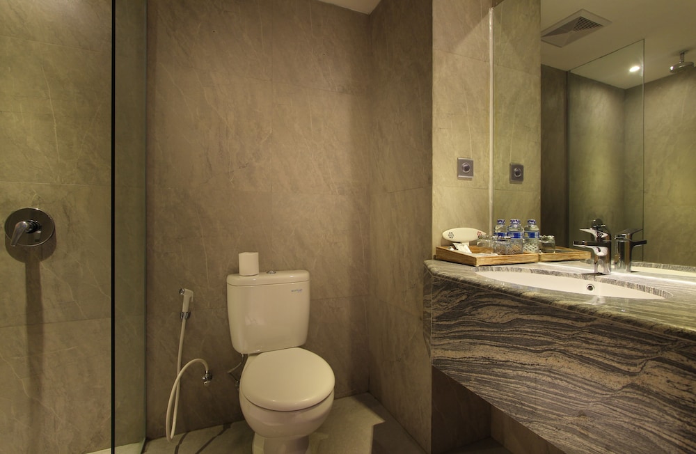 Superior Room (Special Offer Renovation) photo 3