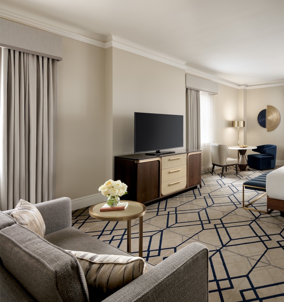 Grand Room, 2 Queen Beds, Non Smoking, River View (Deluxe) - Photo 4