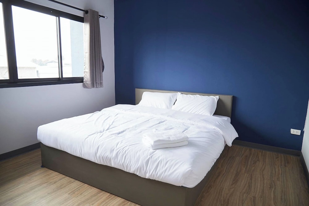 Double Room, 1 King Bed