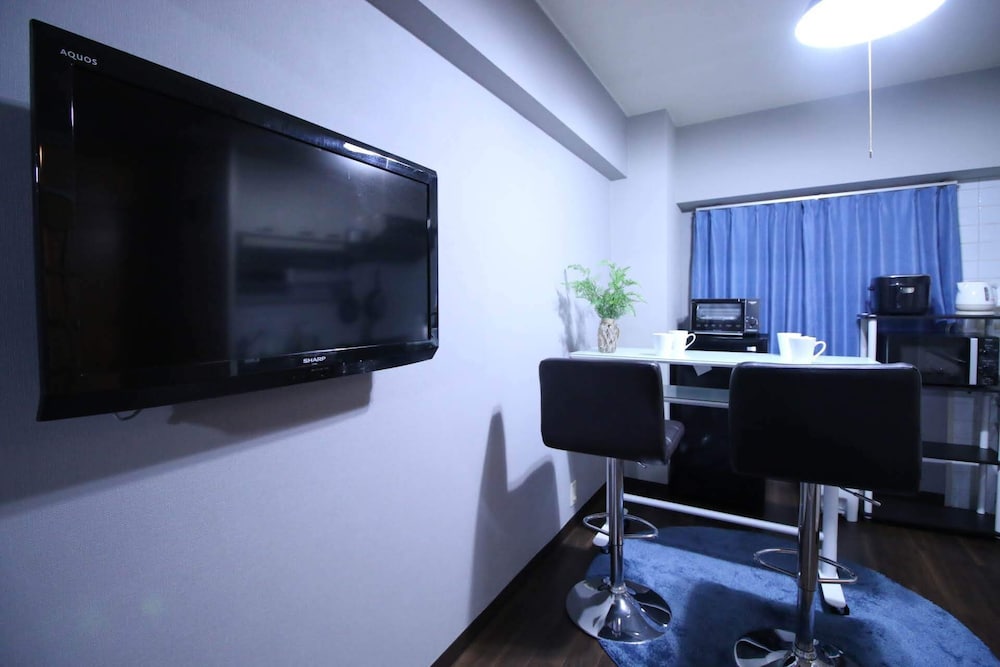 MG103 Apartment with 2 Bedrooms and Dining Kitchen photo 2