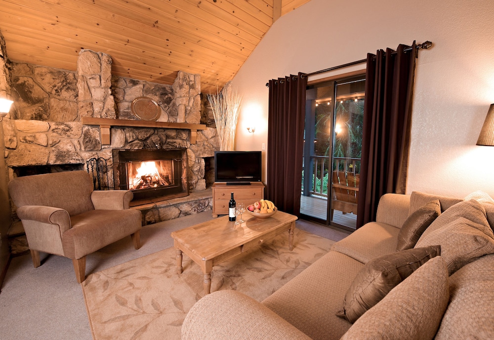 Suite (Queen Loft Suite/Double) photo 1