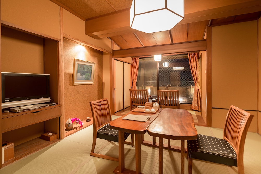 202 Fujibakama, Ocean View photo 1
