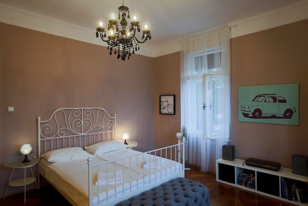 City Apartment