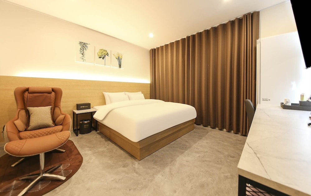 Superior Room - Photo 1