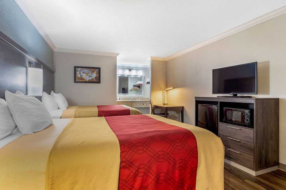 Standard Room, 2 Queen Beds, Accessible, Non Smoking photo 2