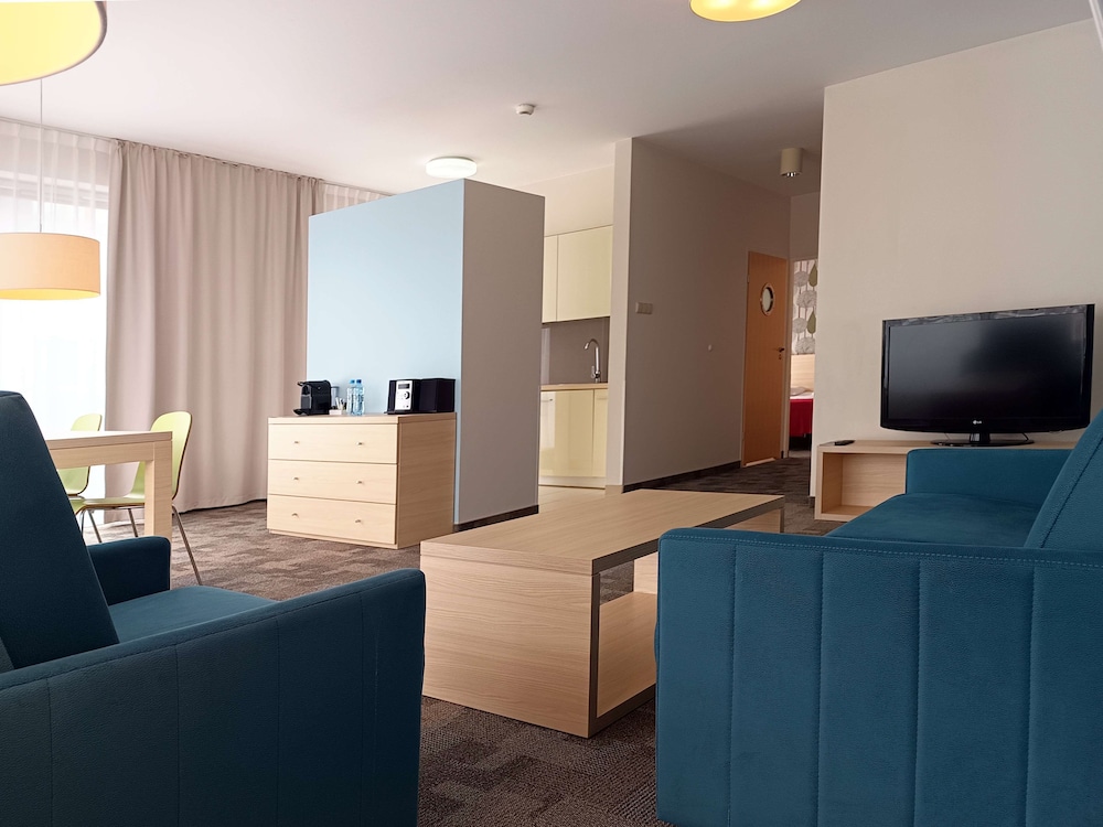Apartment, 2 Twin Beds, Kitchenette thumbnail 6