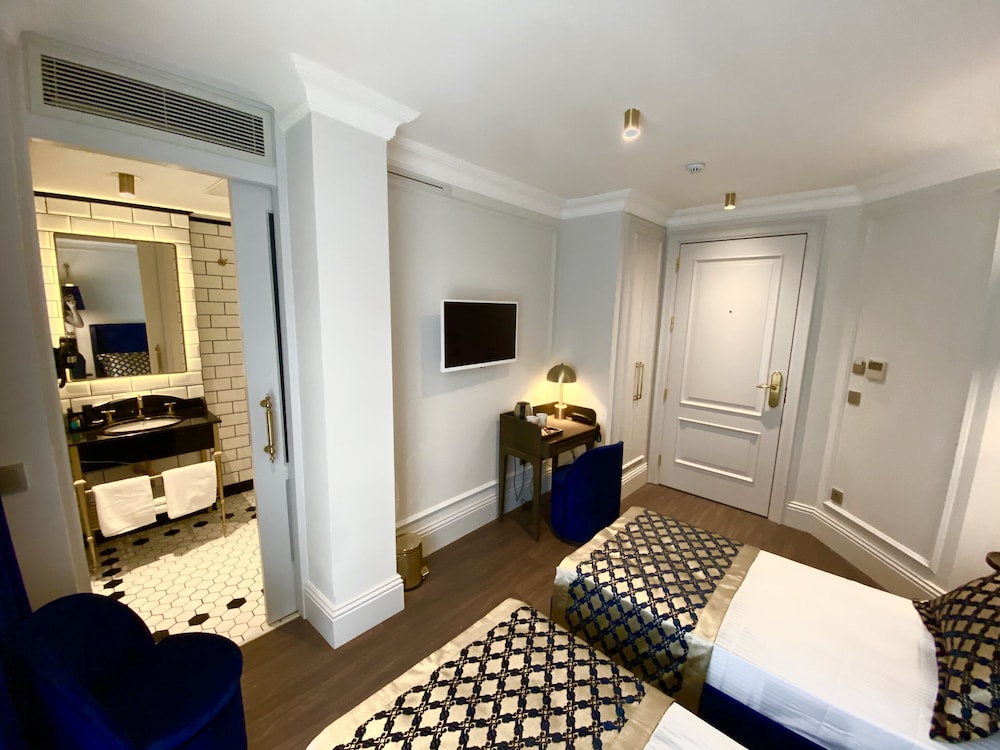 Deluxe Twin Room, 1 Bedroom photo 3