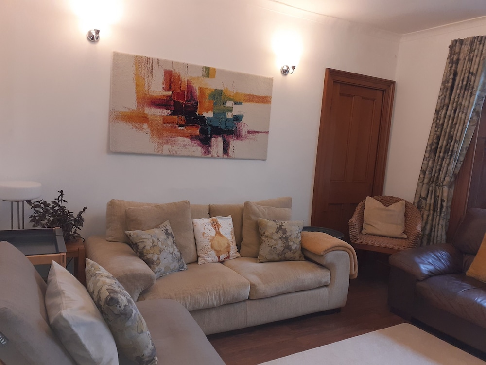 Standard Apartment, 3 Bedrooms photo 2