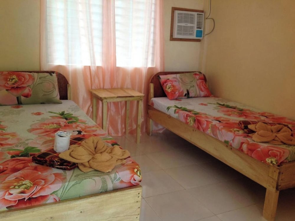 Standard Twin Room photo 2