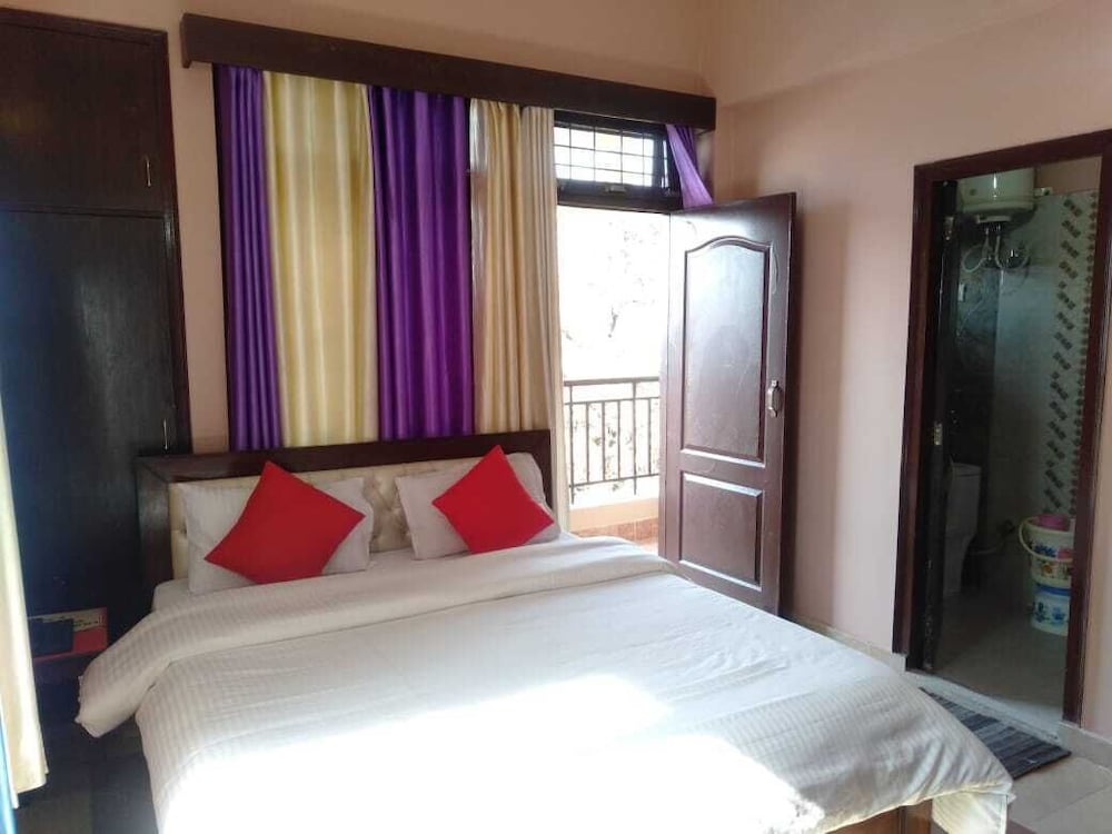 Deluxe Double Room photo 3