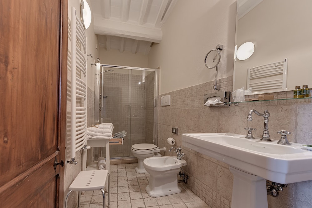 Deluxe Double Room - Photo 2