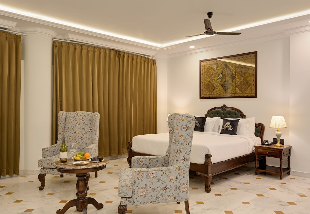 Junior Studio Suite
