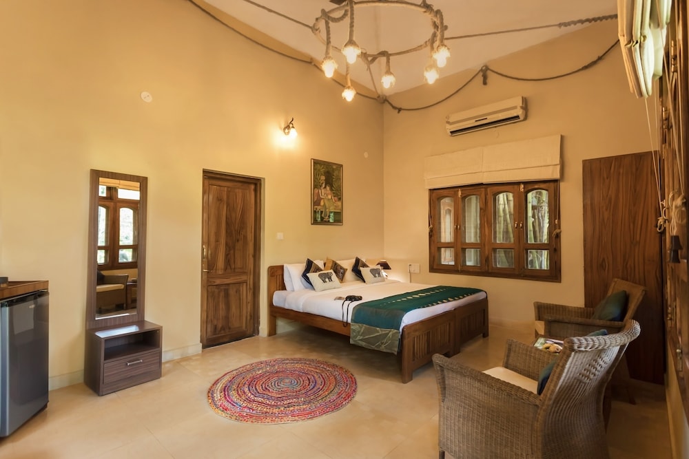 Standard Safari Room