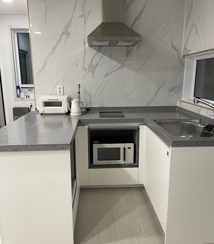 Room, Ocean View (105) - Photo 17