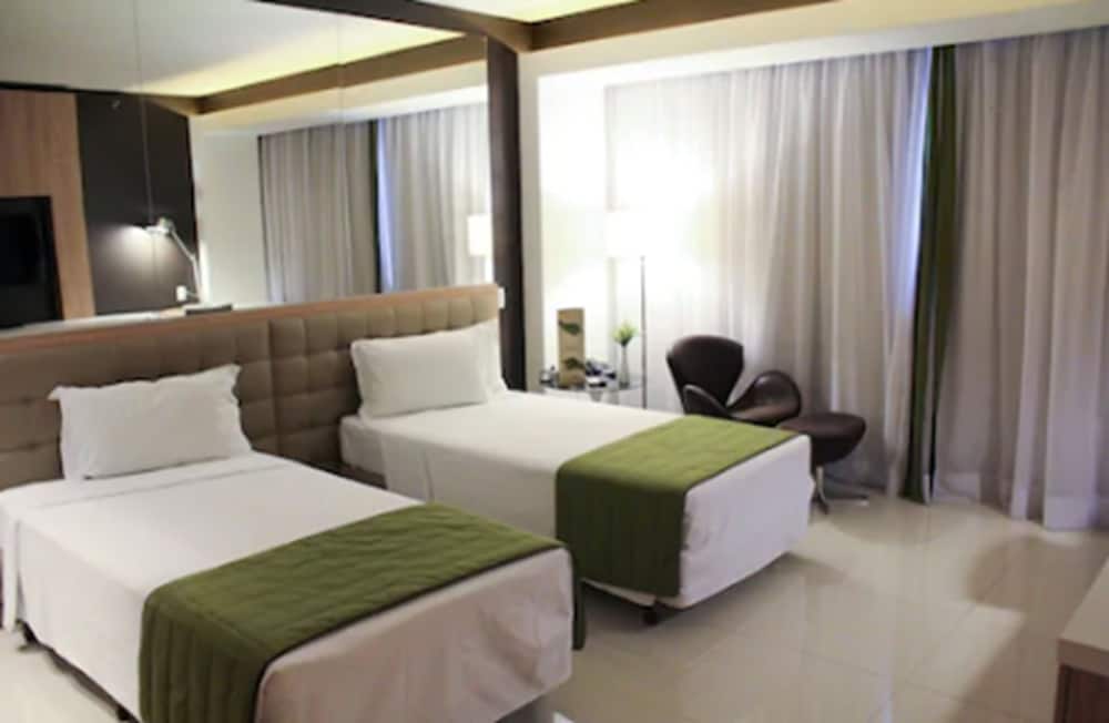 Family Room, Multiple Beds