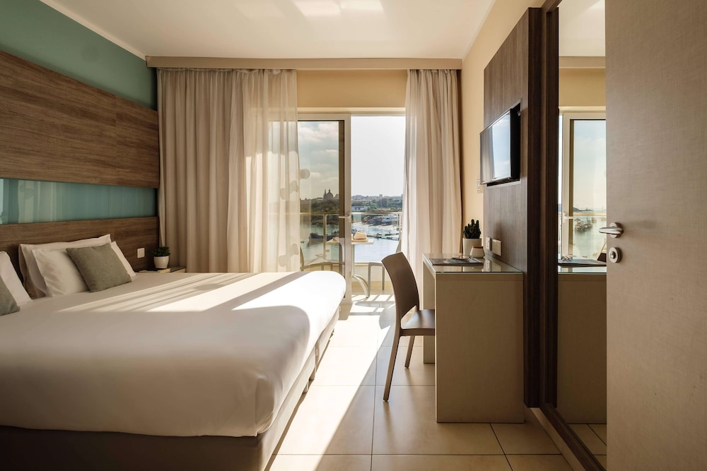 Family Suite - Photo 1