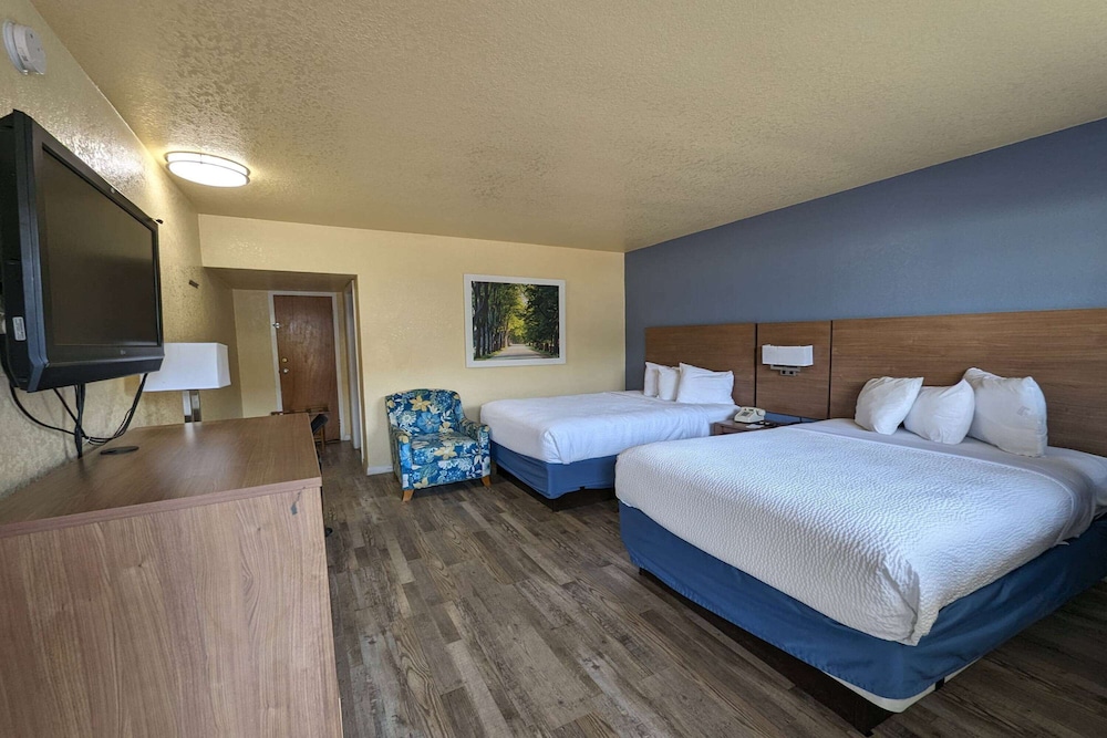 Room, 2 Double Beds, Non Smoking photo 1