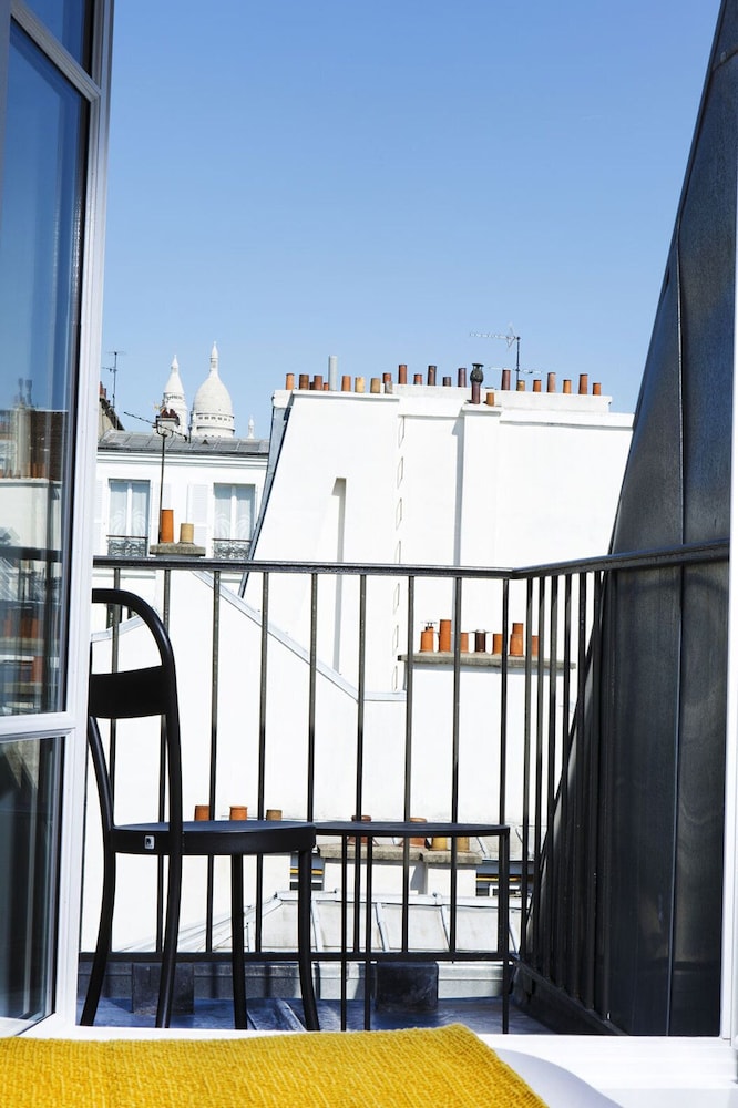 Deluxe Room, Balcony with access spa