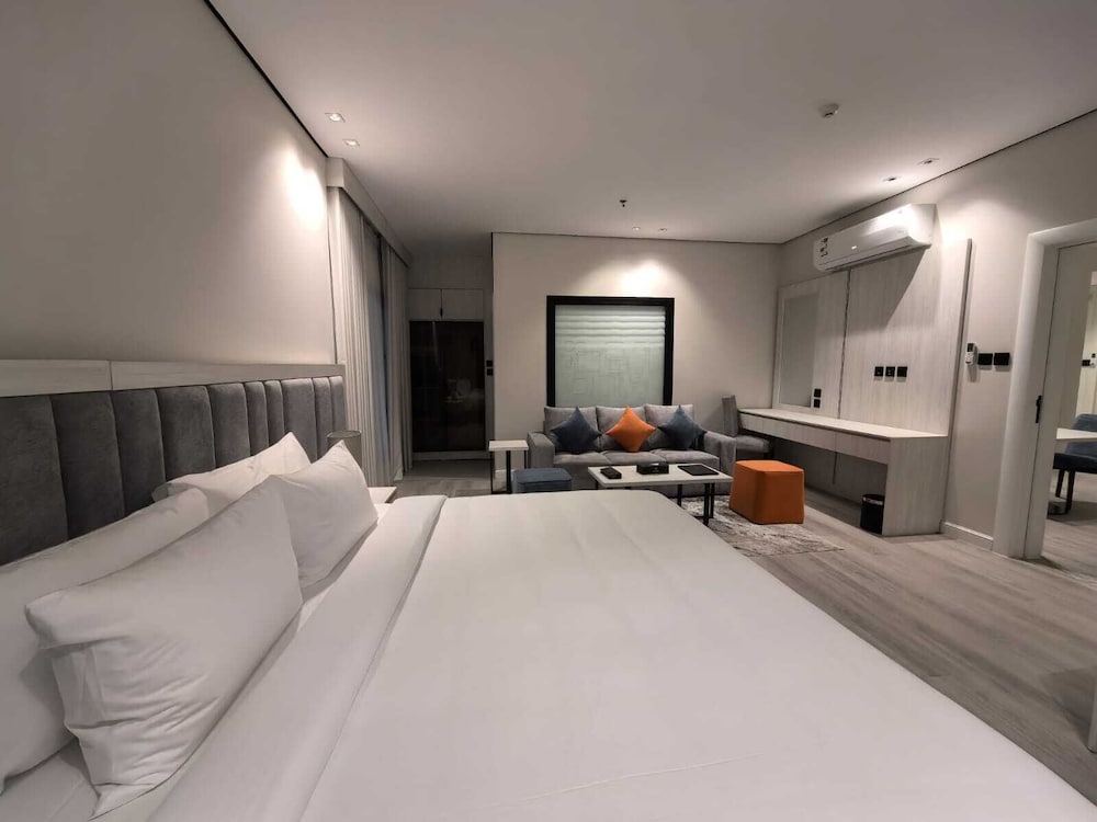 Exclusive Suite photo 2