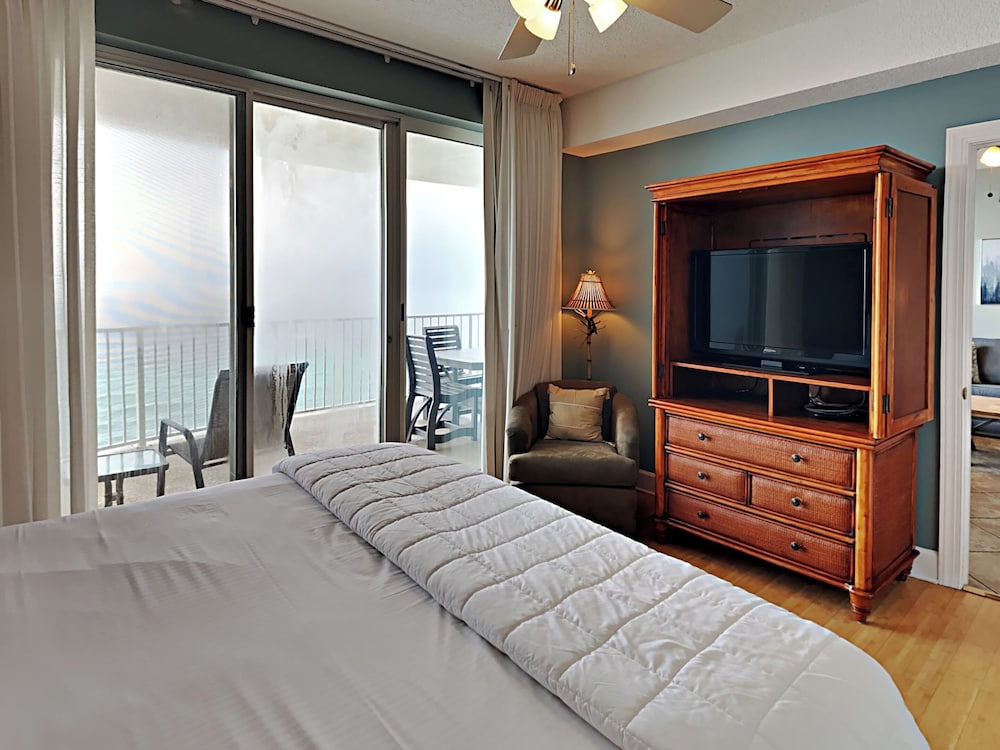 Condo, Multiple Beds, Balcony, Ocean View (#1805 - No Pets)