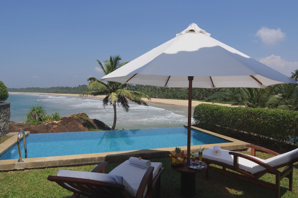 Deluxe Suite with Plunge Pool photo 3