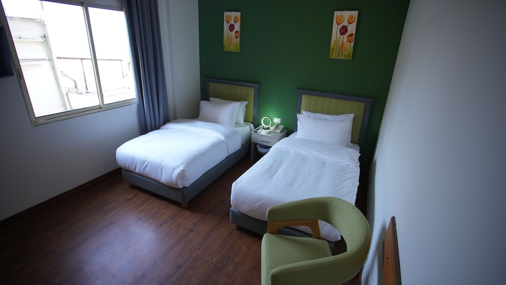 Standard Twin Room, Balcony, City View