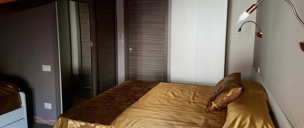 Deluxe Room, City View photo 3