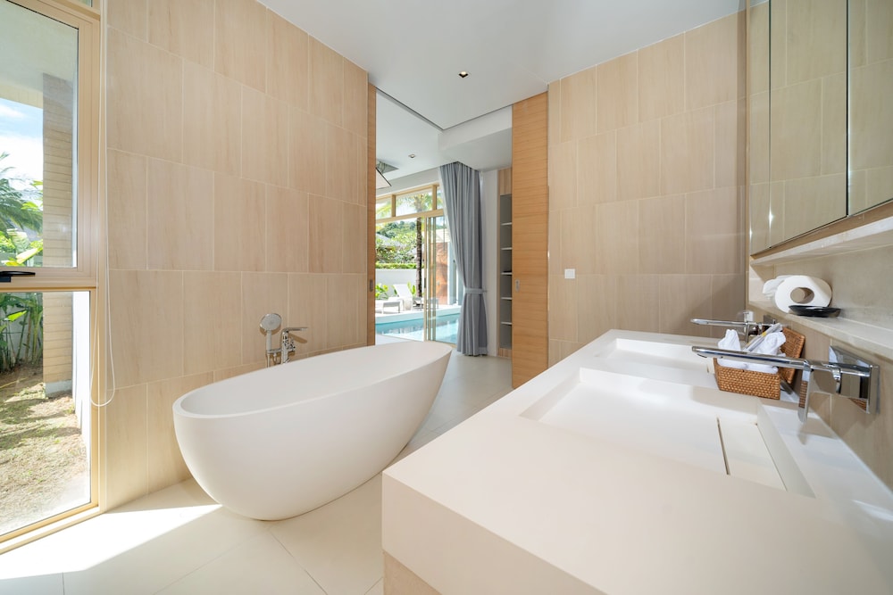 3-Bedroom Villa with Private Pool photo 3