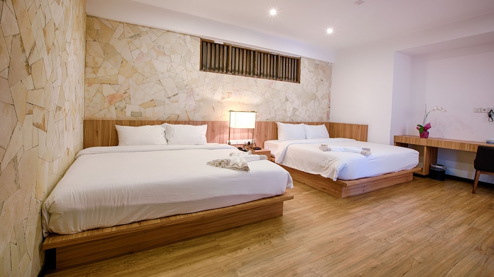 Executive Room photo 1