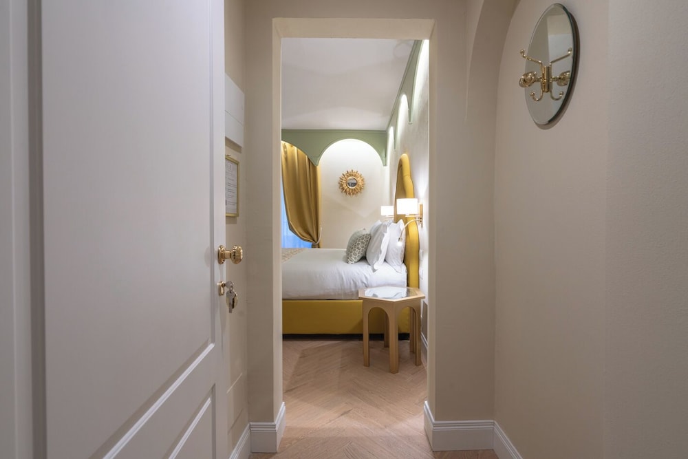 Standard Room photo 2
