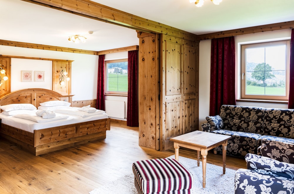 Suite (Zirbe) photo 3