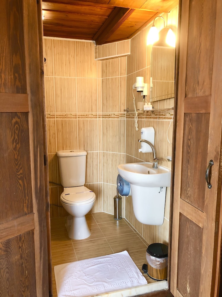 Standard Triple Room photo 2