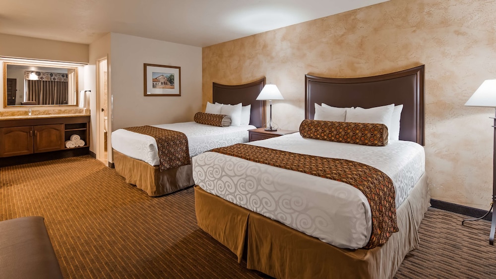 Standard Room, 2 Queen Beds, Accessible, Non Smoking (Walk-in Shower) - Photo 1
