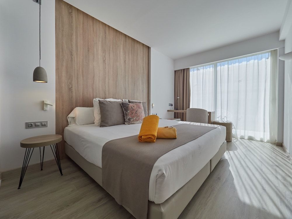 Standard Double Room, Balcony - Photo 5