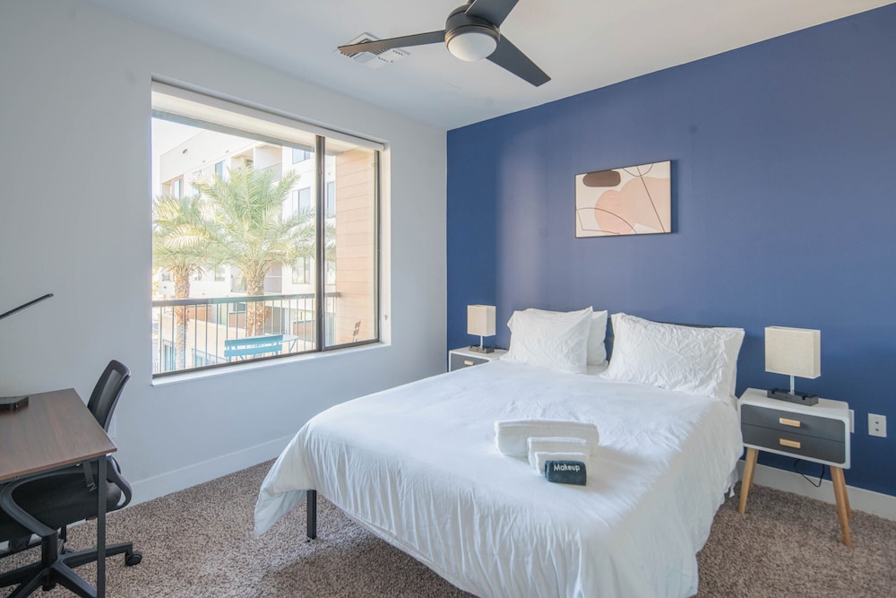 Superior Apartment, 1 Queen Bed with Sofa bed, Non Smoking photo 2