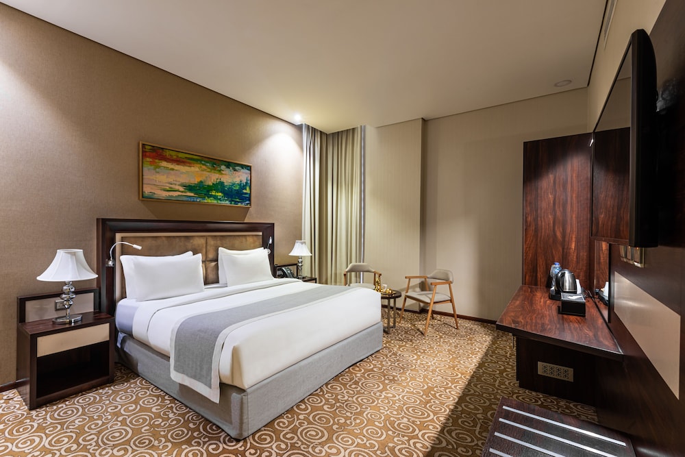 Superior King Room
