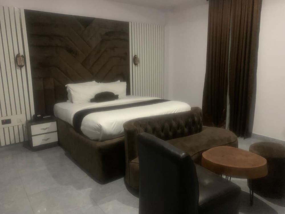 Standard Room - Photo 2