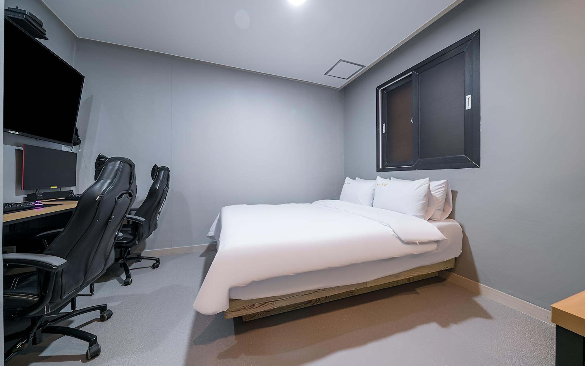 Room (Long-time couple 2PC - High specifica) photo 2