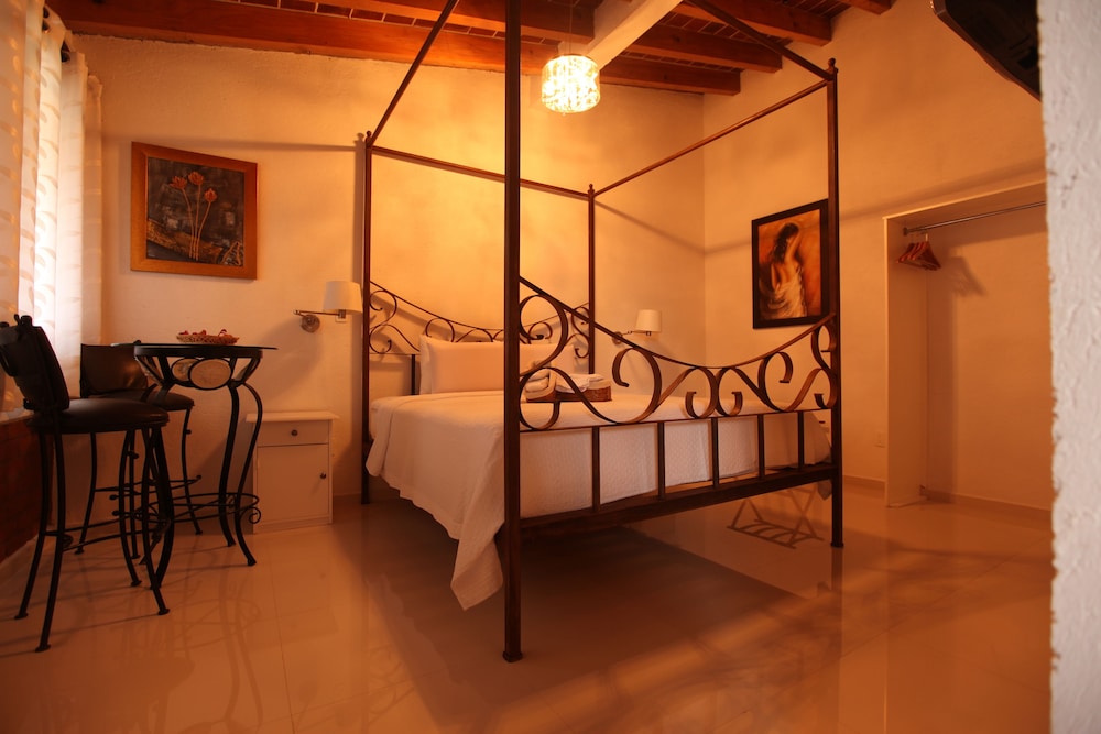 Deluxe Room, 1 King Bed