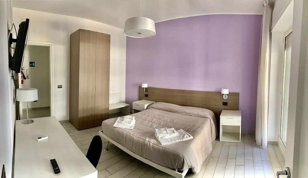 Comfort Double Room, Balcony photo 2
