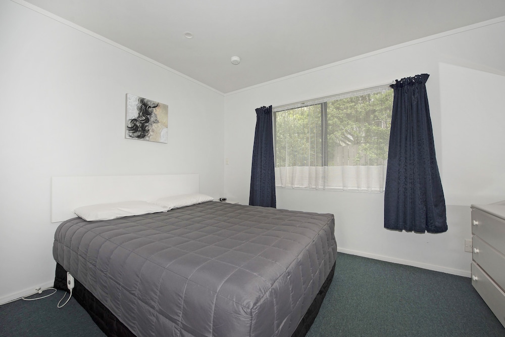 Standard Suite, 1 Bedroom, Non Smoking, Kitchen (Unit) photo 1