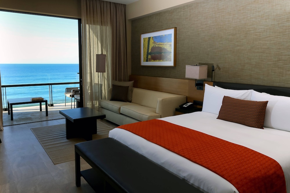 Suite, 1 King Bed With Sofa Bed, Oceanfront