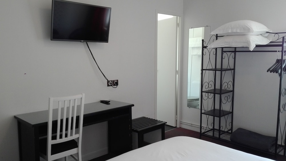 Superior Double Room, Partial Sea View