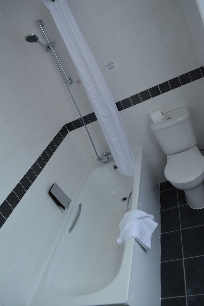 Standard Room, 2 Twin Beds, Non Smoking - Photo 6